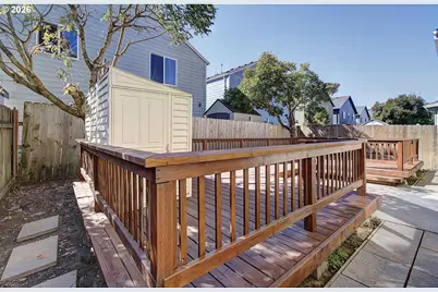 9325 NE 81st St, Vancouver, WA 98662 - Photo 33