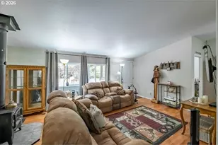 43077 N River Dr, Sweet Home, OR 97386 - Photo 9