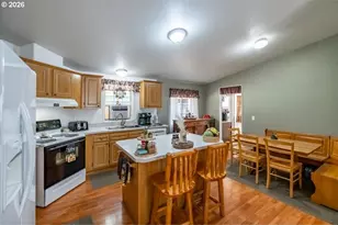 43077 N River Dr, Sweet Home, OR 97386 - Photo 5