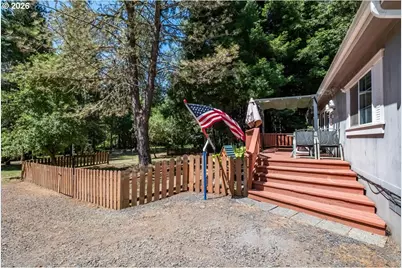 43077 N River Dr, Sweet Home, OR 97386 - Photo 23