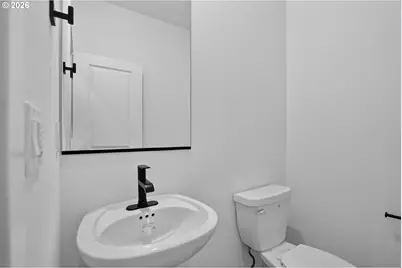 520 E Traverse Rd, Woodburn, OR 97071 - Photo 21