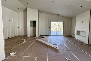 855 NE Laurel Springs Dr, Hermiston, OR 97838 - Photo 3