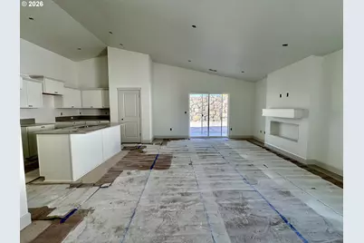 855 NE Laurel Springs Dr, Hermiston, OR 97838 - Photo 3