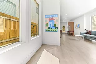 11109 SW 43rd Ave, Portland, OR 97219 - Photo 3