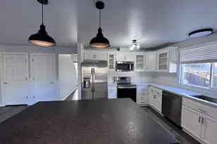 2127 Assumption St, Eugene, OR 97402 - Photo 17