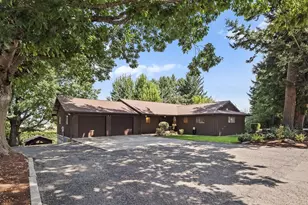 641 W Historic Columbia Ri Hwy, Troutdale, OR 97060 - Photo 1