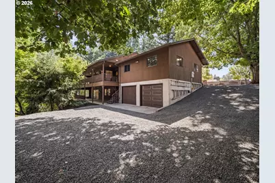 641 W Historic Columbia Ri Hwy, Troutdale, OR 97060 - Photo 35