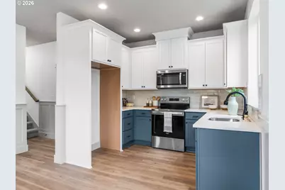 3616 SW Vermont St, Portland, OR 97219 - Photo 5