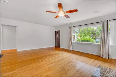 5224 N Maryland Ave, Portland, OR 97217 - Photo 3