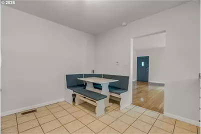5224 N Maryland Ave, Portland, OR 97217 - Photo 7