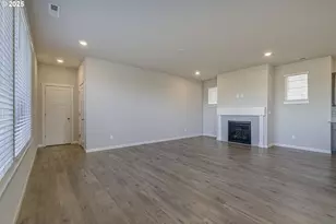 7002 SE Firefly Ln, Hillsboro, OR 97123 - Photo 11