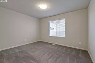 7002 SE Firefly Ln, Hillsboro, OR 97123 - Photo 19