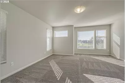 7002 SE Firefly Ln, Hillsboro, OR 97123 - Photo 15