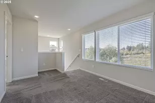 7002 SE Firefly Ln, Hillsboro, OR 97123 - Photo 13