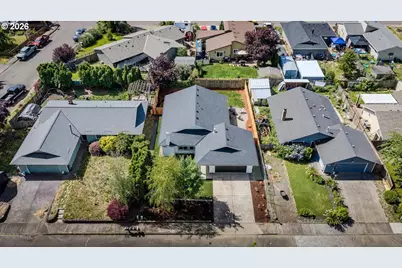 13272 Aspen Way, Aurora, OR 97002 - Photo 3