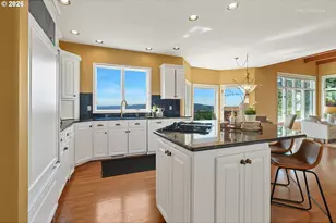18500 Ray Ridge Dr, Lake Oswego, OR 97034 - Photo 15