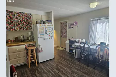 1600 Rhododendron Dr #214, Florence, OR 97439 - Photo 9