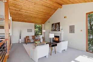 7024 SW Canyon Dr, Portland, OR 97225 - Photo 13