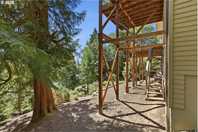 7024 SW Canyon Dr, Portland, OR 97225 - Photo 45