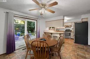 850 NW Forest St, Hillsboro, OR 97124 - Photo 7