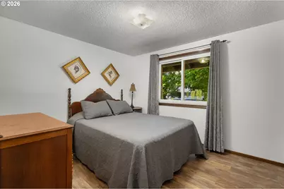 850 NW Forest St, Hillsboro, OR 97124 - Photo 13