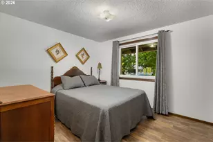 850 NW Forest St, Hillsboro, OR 97124 - Photo 13