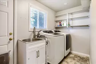 10715 NW 23rd Ave, Vancouver, WA 98685 - Photo 25