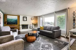 10715 NW 23rd Ave, Vancouver, WA 98685 - Photo 5