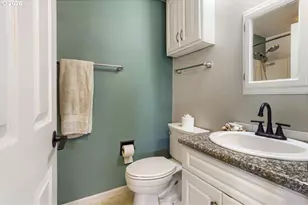 10715 NW 23rd Ave, Vancouver, WA 98685 - Photo 23