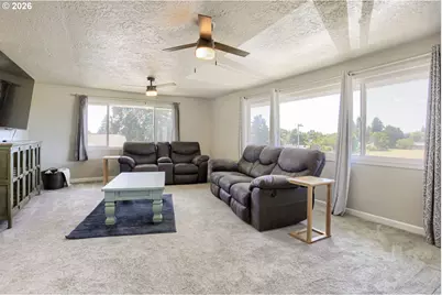 10715 NW 23rd Ave, Vancouver, WA 98685 - Photo 13