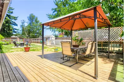 10715 NW 23rd Ave, Vancouver, WA 98685 - Photo 25