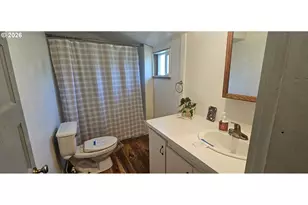 930 C Ave, Powers, OR 97466 - Photo 11