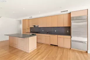 937 NW Glisan St, Portland, OR 97209 - Photo 11