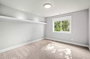 12465 SW Lesser Rd, Portland, OR 97219 - Photo 41