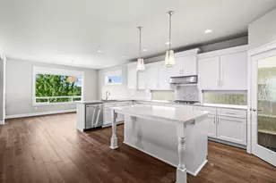 12465 SW Lesser Rd, Portland, OR 97219 - Photo 11