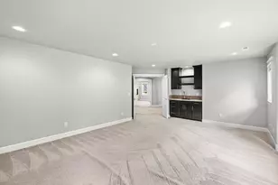 12465 SW Lesser Rd, Portland, OR 97219 - Photo 35