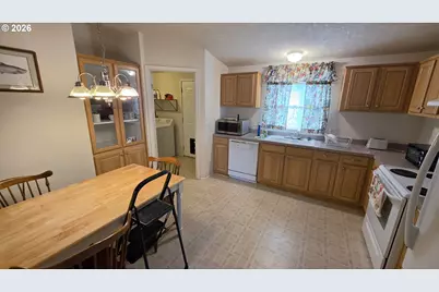 923 Scott Ter, Reedsport, OR 97467 - Photo 11