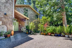 1483 SW Tintinnabulary Pl, Depoe Bay, OR 97341 - Photo 3
