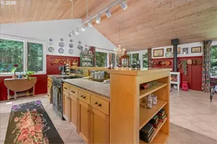 1483 SW Tintinnabulary Pl, Depoe Bay, OR 97341 - Photo 11