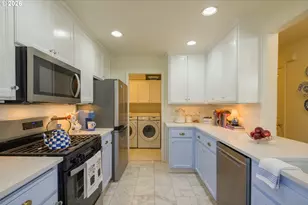 15366 NW Aberdeen Dr, Portland, OR 97229 - Photo 11