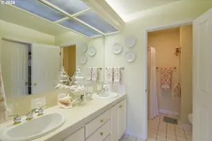 15366 NW Aberdeen Dr, Portland, OR 97229 - Photo 19