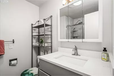 32120 Coburg Bottom Loop Rd, Eugene, OR 97408 - Photo 23