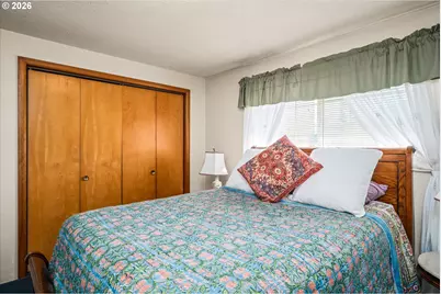 32120 Coburg Bottom Loop Rd, Eugene, OR 97408 - Photo 23