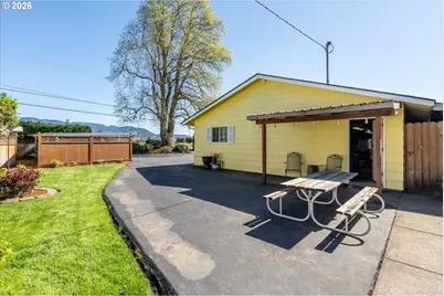 32120 Coburg Bottom Loop Rd, Eugene, OR 97408 - Photo 29