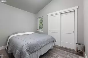 646 SE Reef Ave, Lincoln City, OR 97367 - Photo 11