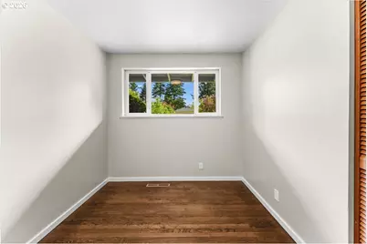 13015 NE Weidler St, Portland, OR 97230 - Photo 17