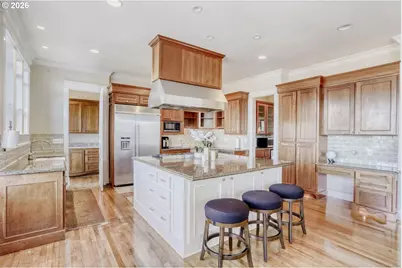 10235 SE Crescent Ridge Loop, Happy Valley, OR 97086 - Photo 11