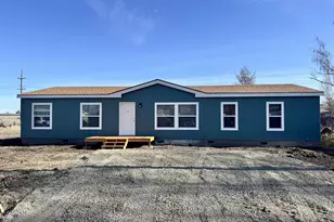 1640 14th St, Baker City, OR 97814 - Photo 1