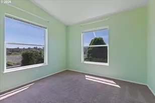 1949 SE Palmquist Rd, Gresham, OR 97080 - Photo 15