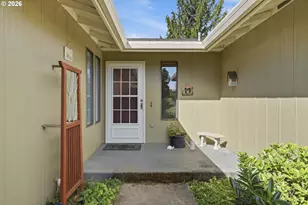28722 SW Wildhaven Ln, Hillsboro, OR 97123 - Photo 3